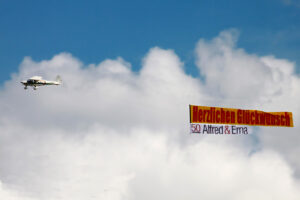 Bannerflug Herzlichen Glückwunsch